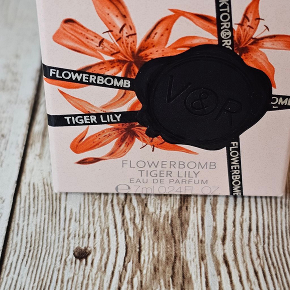 Viktor & Rolf Flowerbomb Tiger Lily mini - Picture 2 of 4